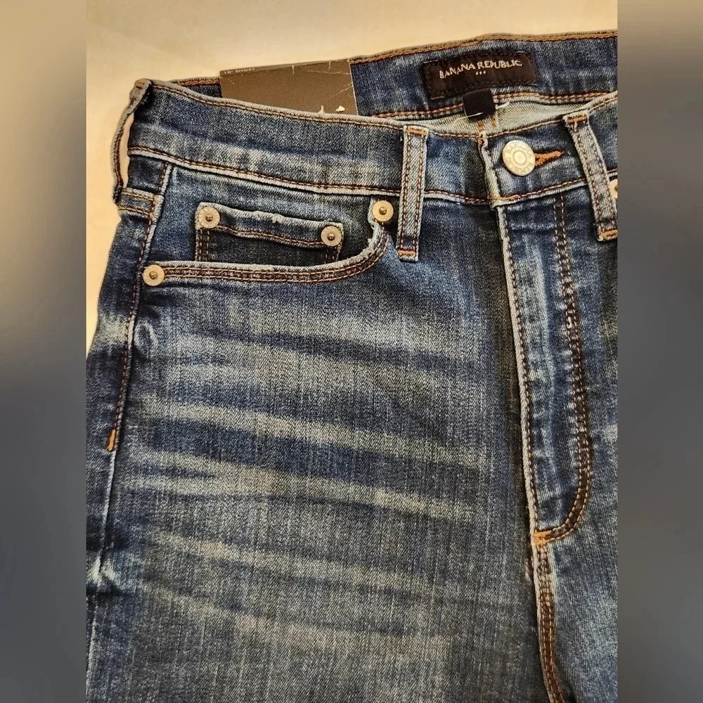 NWT || BANANA REPUBLIC || Bermuda shorts, long, denim, mid rise, extra small